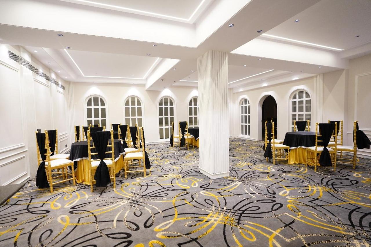 Hotel Classic Residency Kalka Ngoại thất bức ảnh